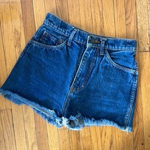 Vintage Denim Levi Shorts, s 27